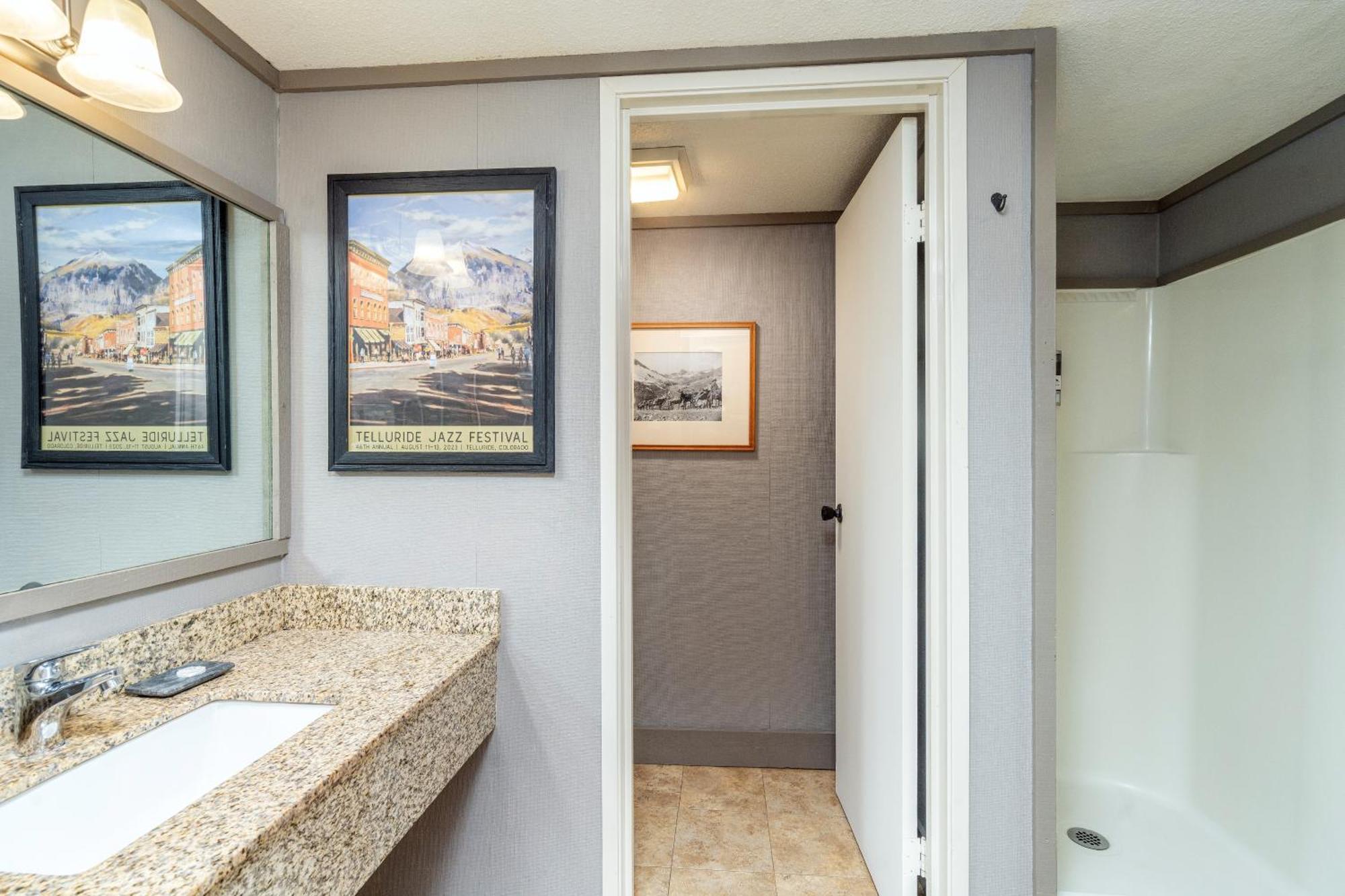 Mountainside Inn 207 By Alpine Lodging Telluride Exterior photo